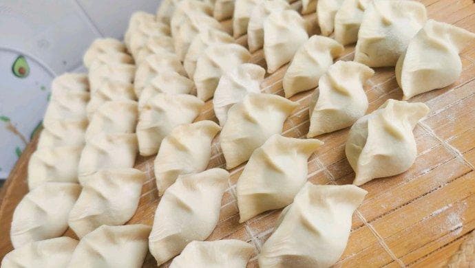 猪肉大葱饺子：传统美味的制作方法