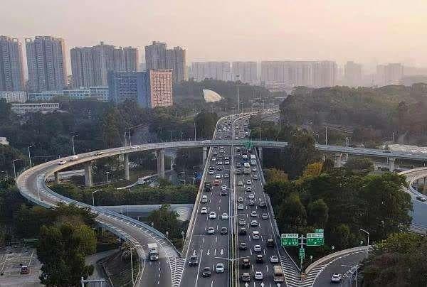 如何挑选汽车应急启动电源？