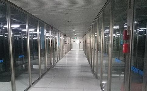 海外服务器带宽如何优化API接口的响应速度？