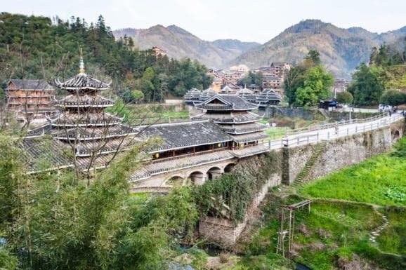 广西这座宝藏小城太惊艳了，柳州十大好玩景点，你准备去几个？
