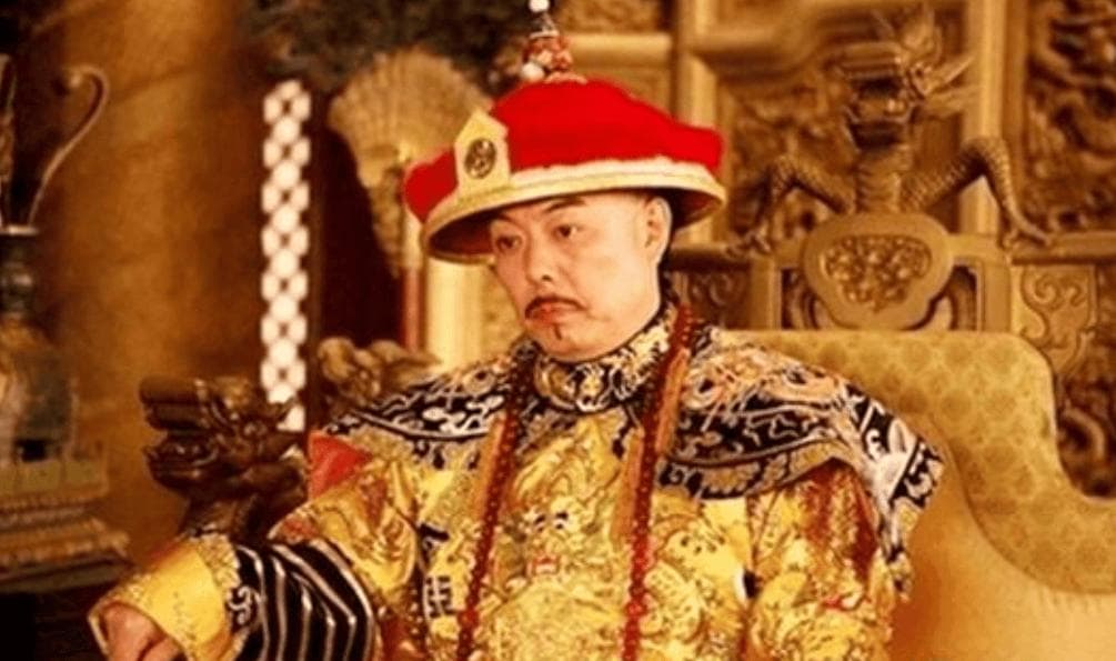 嘉庆：比康熙仁慈，比雍正勤勉，比乾隆节约，为何成了个失败者？