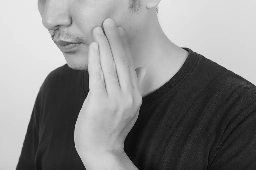 牙疼不是小病：牙周病的危害与科学防治