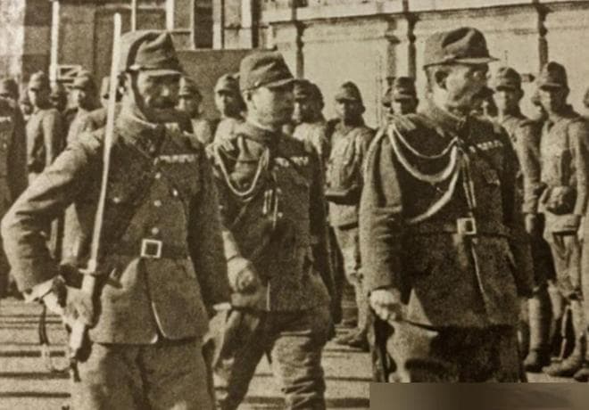 日本独有军衔，士兵晋升的“天花板”，日军中的军曹是什么级别？