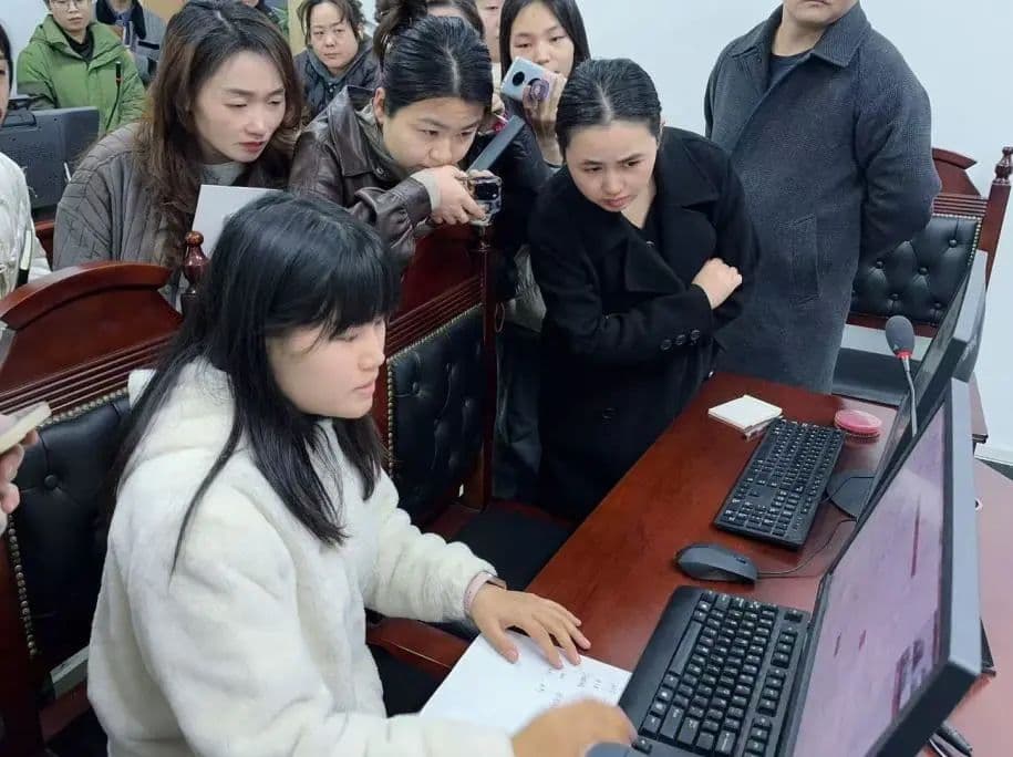 汉滨法院开展庭审操作技能培训