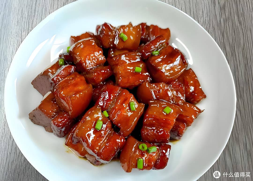 红烧肉：肥而不腻的家常美味