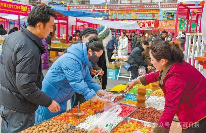 西藏消费市场暖意融融：电子产品热销 文化体验受追捧