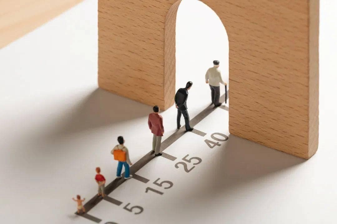 尽早识别和干预“断崖式衰老”