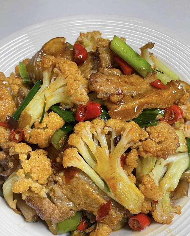 家常美味，一盘干锅包菜的简单幸福