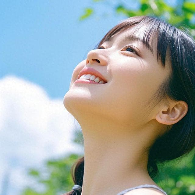 称呼女性的新选择：从“美女”到“小姐姐”、“姑娘”和“名字+姐”