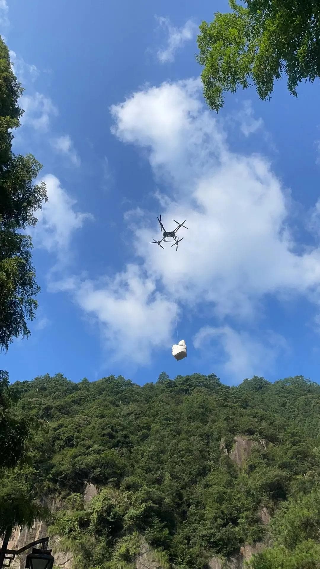 低空+旅游：低空经济新赛道 旅游发展新动能