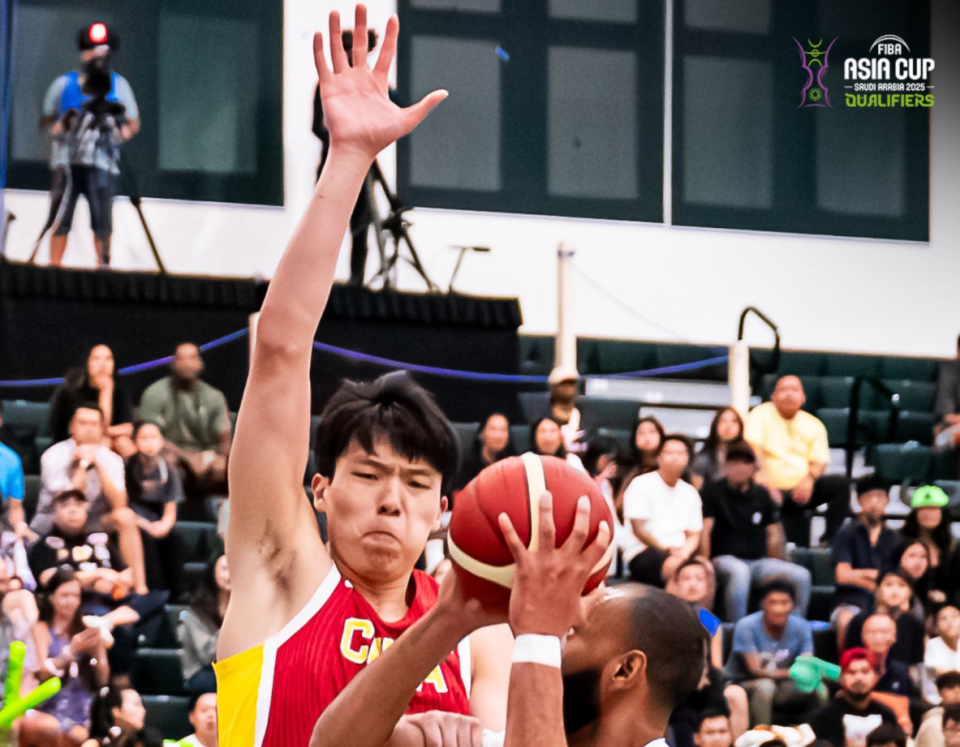 男篮亚洲杯预选赛：中国男篮86-78关岛，杨瀚森成最大亮点？