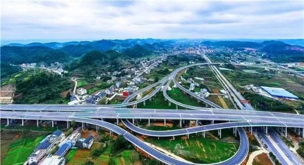 遵义：拥抱成渝 勇闯“新”路