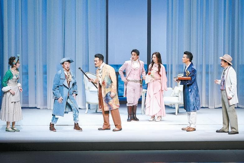 国家大剧院版《一仆二主》首演 经典喜剧焕发当代光彩