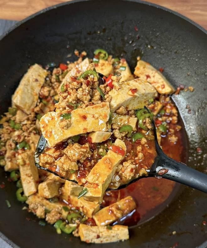 家的味道：简单几步教你做出地道肉末豆腐