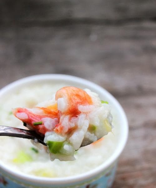 鲜美可口的虾鸡粥（健康美味的家常煮粥，简单易学！）
