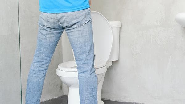 反复血尿别忽视！这些饮食和疾病因素你都了解吗？
