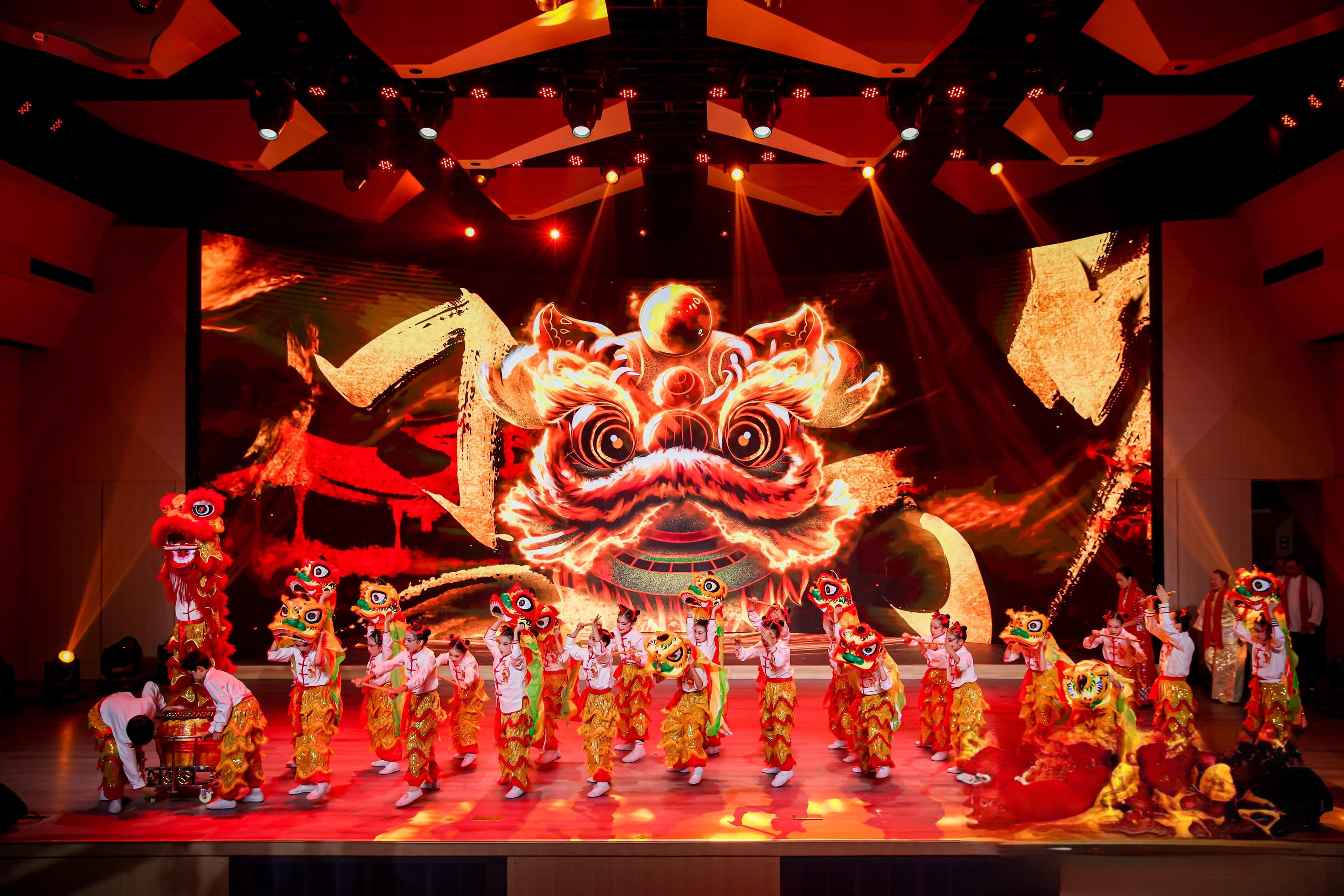 喝彩“非遗年”  越秀年味浓！广州越秀区举办2025微春晚活动