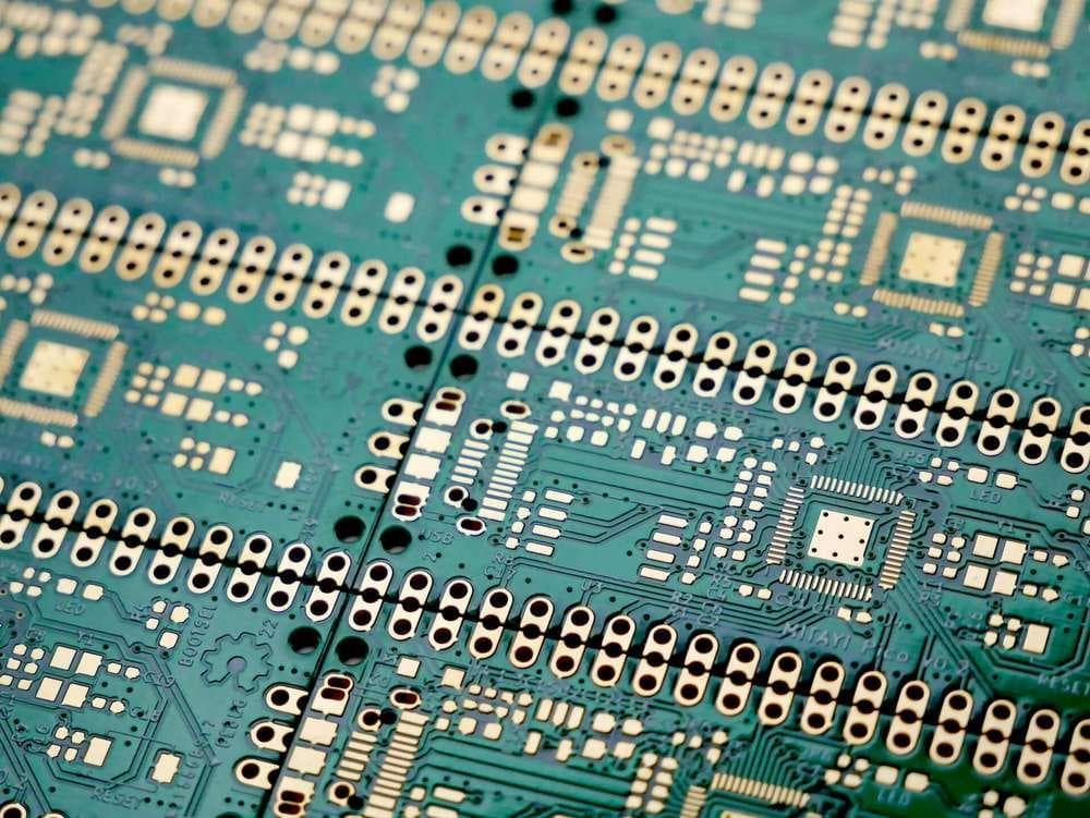 深入了解PCB：PCB板的种类、制作工艺与应用