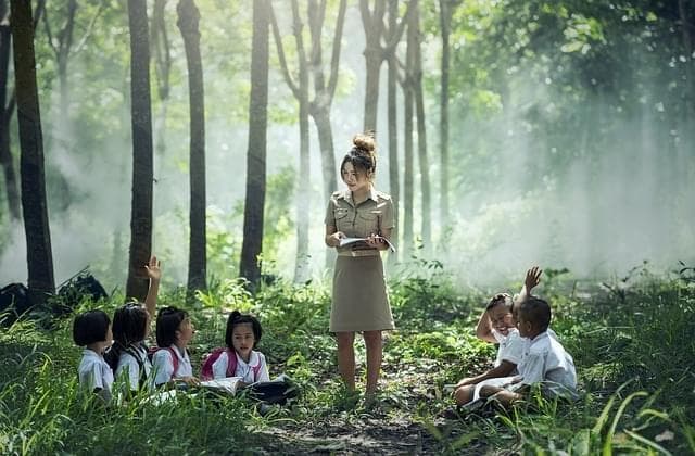 心学问教育怎么样？孩子缺乏自我表达？表达技巧与自信表达的培养