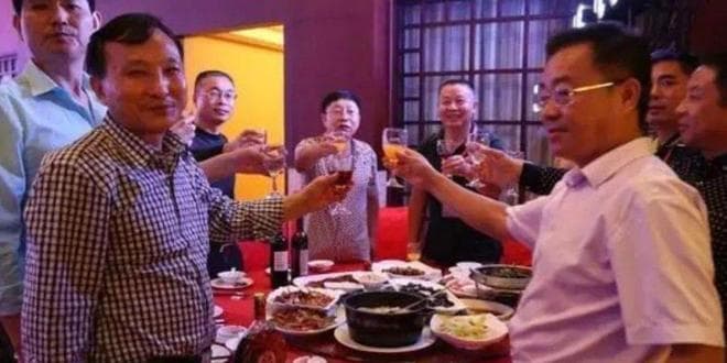 饭局敬酒，别说“敬你一杯”，记住这8个万能敬酒公式，轻松拿捏