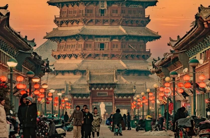 国庆出行消费意愿高涨，“拼2休10”带动旅游热情