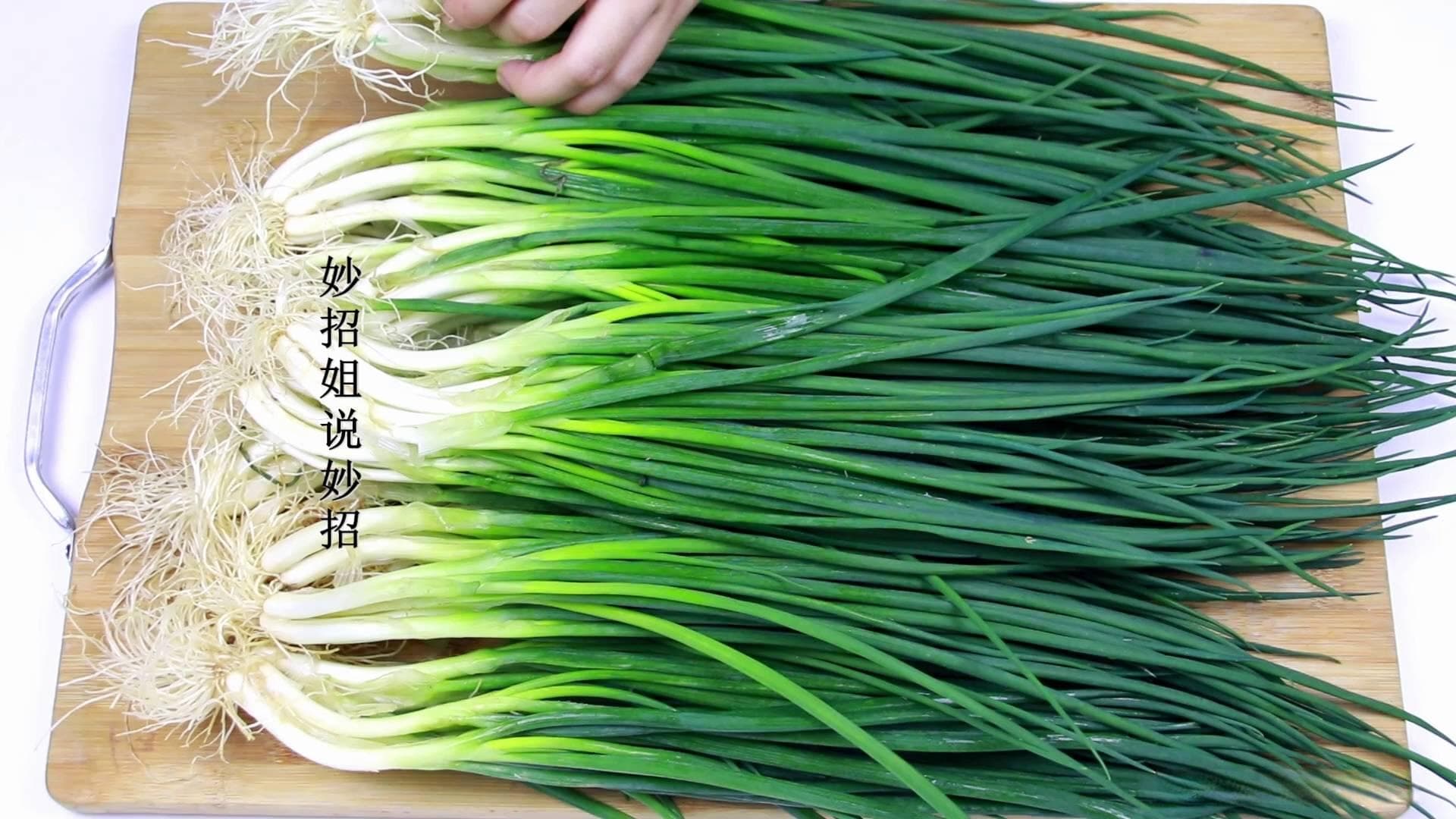 原来保存小葱这么简单，放1年和新鲜的一样，方法太棒了