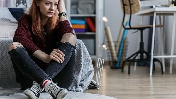 女性小便后用纸巾擦拭：利弊分析与正确使用指南