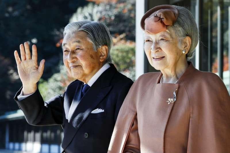 日本人怎么看天皇制度？76%的人支持维持，仅有5%主张废除