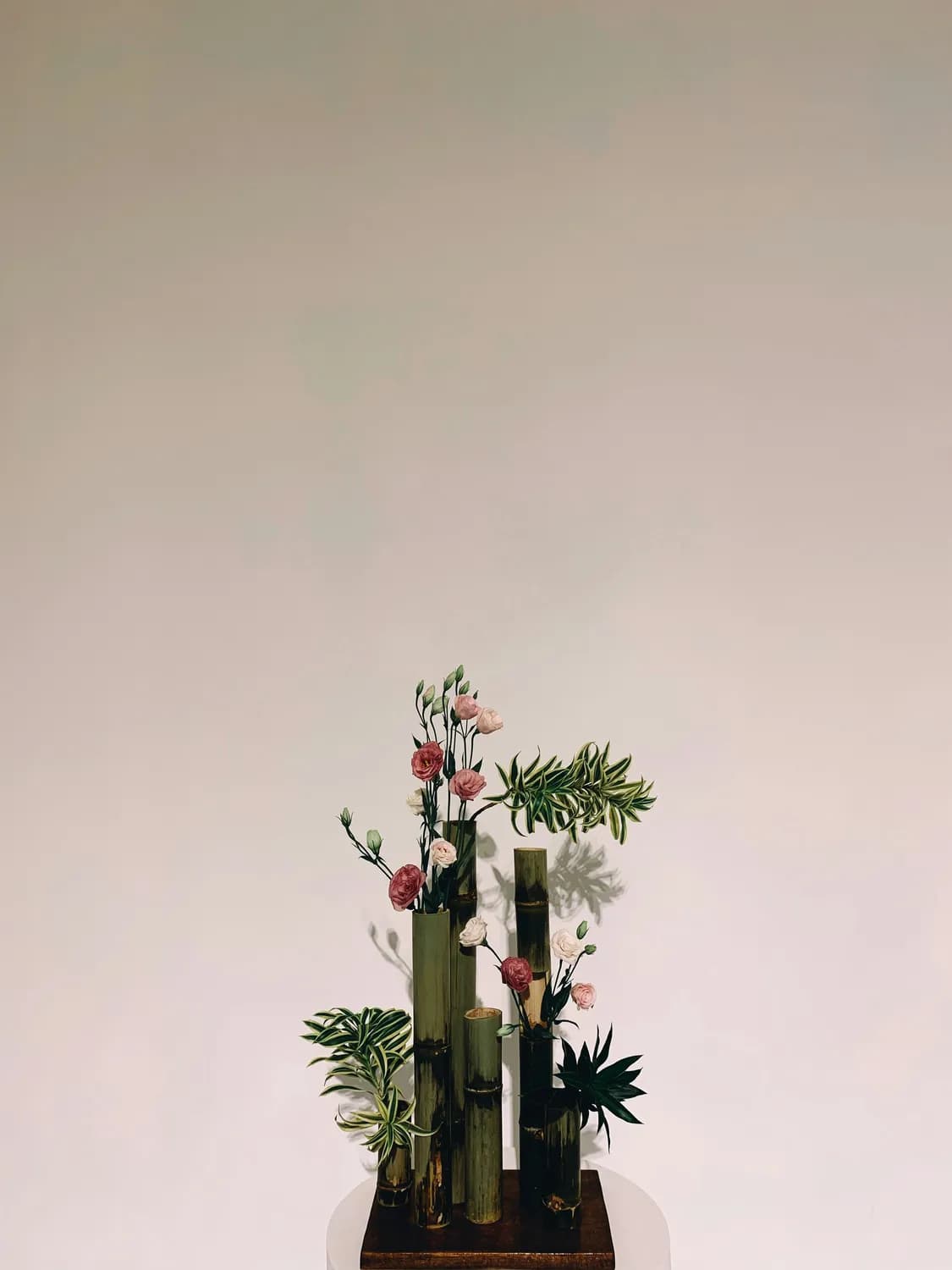 中式浪漫插花：花材搭配的艺术