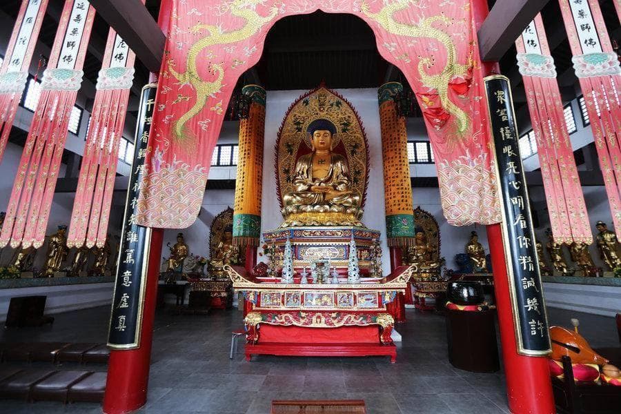 “伽蓝”的伽，到底读jia，还是qie？搞不清楚很容易闹出笑话的