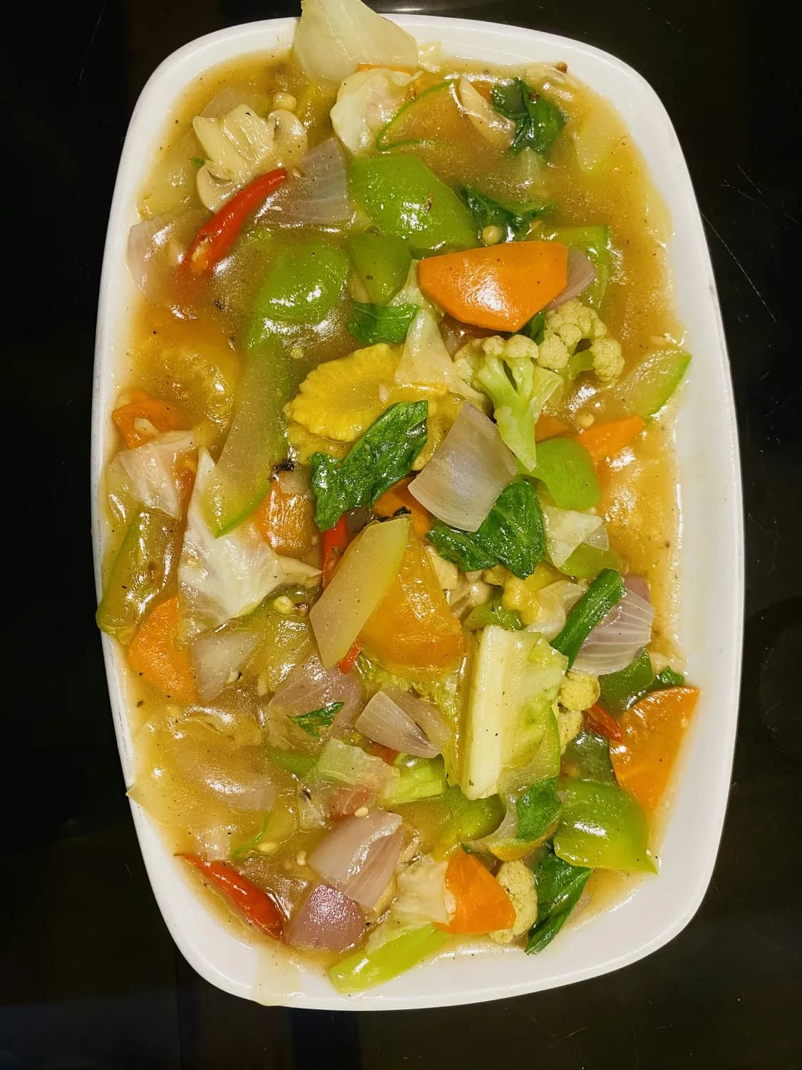 锦州老味道：什锦小菜与沟帮子熏鸡的百年传承