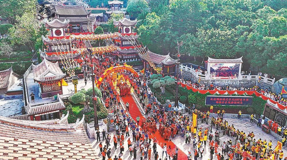 妈祖金身巡安湄洲岛活动举行
