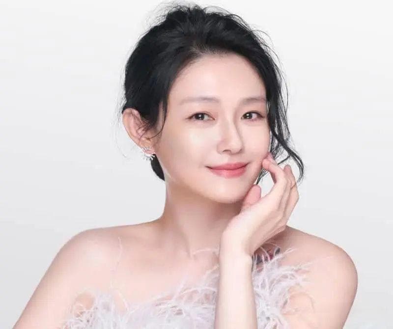 杉菜再见：大S的要强人生