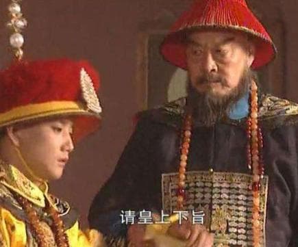权力博弈下的冷静与克制：鳌拜与康熙的微妙关系