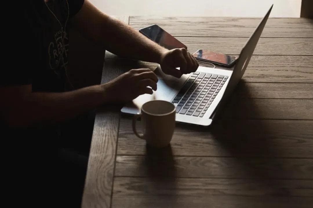 如何通过人才盘点明确企业未来发展方向与人才需求？