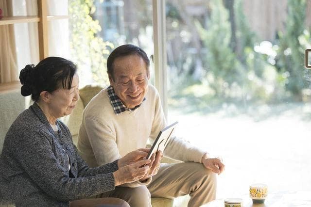 延迟退休了，灵活就业人员能弹性选择吗，社保怎么交合适？