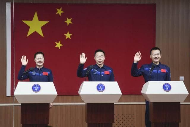 神舟十五号女航天员王亚平“飞天”探秘：独特优势引关注！