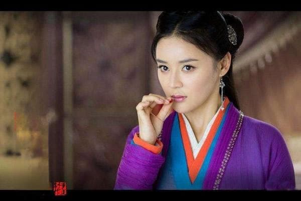 《笑傲江湖》中的“三尸脑神丹”：金庸笔下的毒药与道教文化