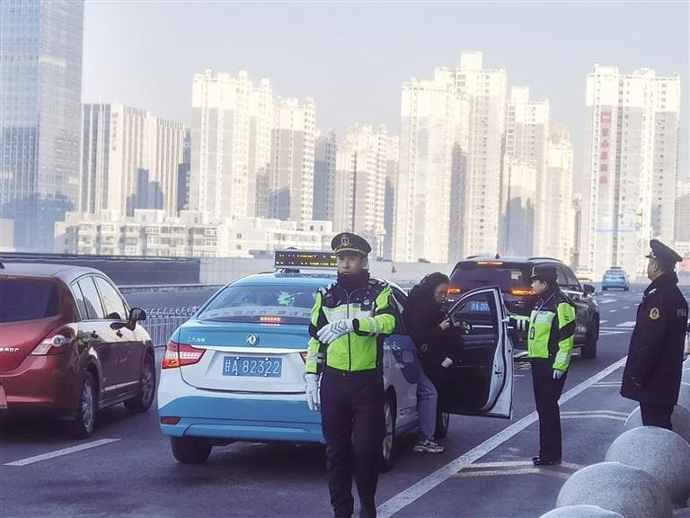 兰州：公共交通齐发力 确保出行更便捷