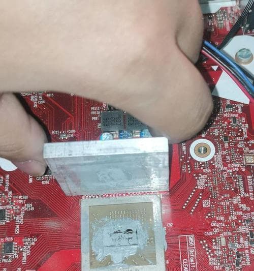CPU风扇未安装好可能导致的问题及解决方法