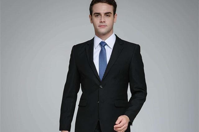 男士订婚穿什么衣服好