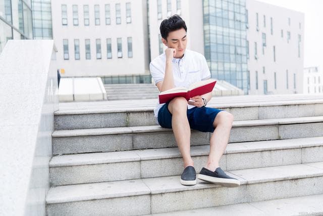 男孩子学什么专业好？——专业选择与未来职业规划