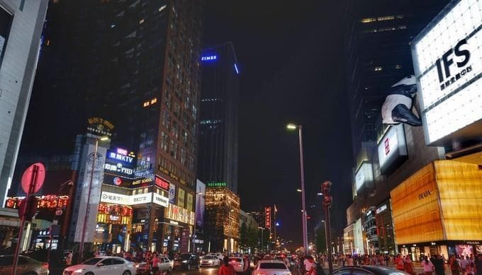 成都6个热门夜市，每当夜幕降临，好吃嘴都蜂拥而至