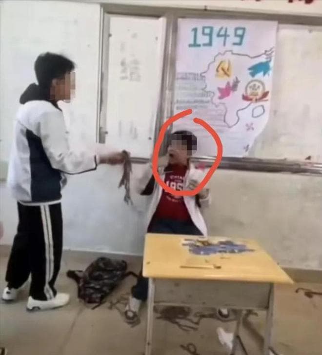 后续！吴川三中残疾学生被欺负：男孩近况曝光，当地宗族出手撑腰