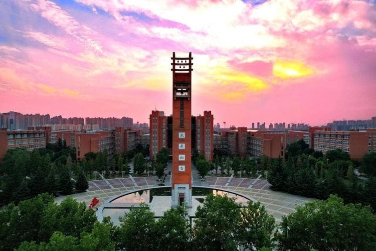 河南省10强大学实力更新：郑大第1、远超河南大学，河科大仅第5