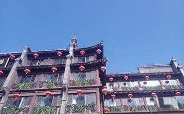 租房到期装修添附物归谁