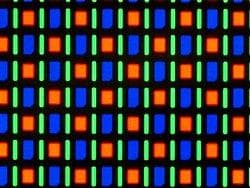 AMOLED 是什么屏幕？它的工作原理是？