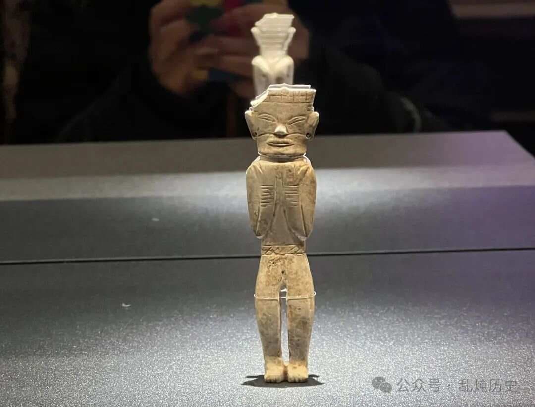 新石器时代｜安徽凌家滩文化晚期（距今5500-5300年）之玉使通神