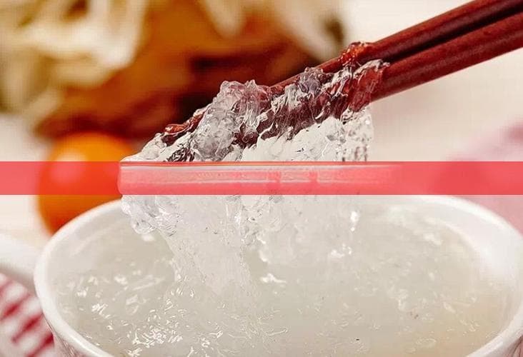 在上海药店使用医保卡购买保健品的规定是什么？