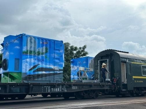 夏乘火车跨越琼州海峡逐步实现不再闷热